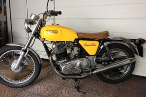 Norton Commando - 1972