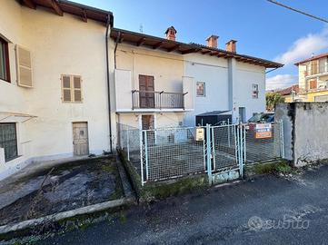 CASA SEMINDIPENDENTE A GIAVENO