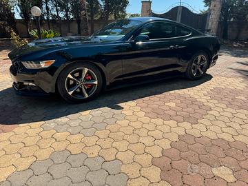 Ford Mustang 3.7 NO SUPERBOLLO