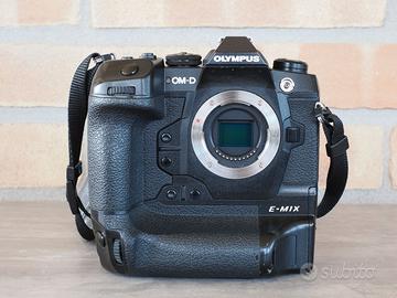 Olympus OM-D E-M1X