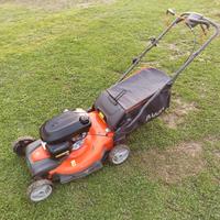 tagliaerba Husqvarna 4x4