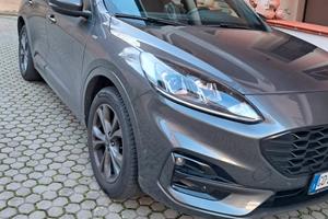 FORD KUGA ST LINE FULL OPTIONAL CON GARANZIA CASA 