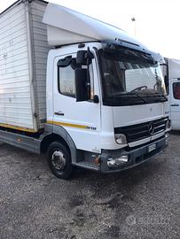 Mercedes Atego 818