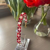 Bracciale con perline e cristalli