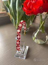 Bracciale con perline e cristalli
