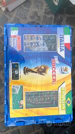 subbuteo con relative  2 squadre nuovo