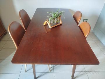 Tavolo vintage stile svedese anni 70