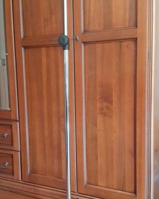 Asta porta flebo con ruote