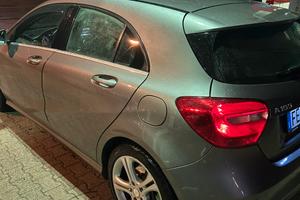MERCEDES CLA 180 d