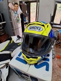Casco shoei