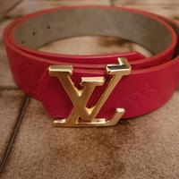 cinture Louis Vuitton rosse con e senza scacchi 