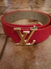 cinture Louis Vuitton rosse con e senza scacchi 