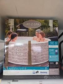 piscina idromassaggio bestway modello Vancouver 