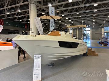 Prua al vento 7.0 Wa nuova Suzuki DF 200A