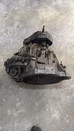 cambio renault master 2.5 sigla G9U