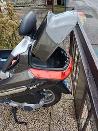 Scooter Piaggio evo 250