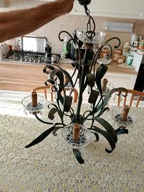 lampadario vintage in ferro battuto 