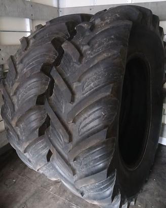 Gomme Taurus 18.4 R38, BKT 13.6-28 e Pirelli R30