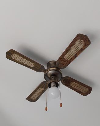 Ventilatore da soffitto vintage con lampada