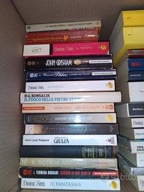 Lotto di 80 libri di narrativa misti in blocco