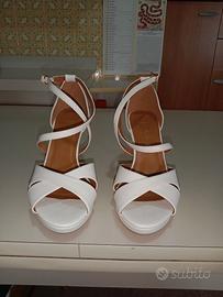 Scarpa.