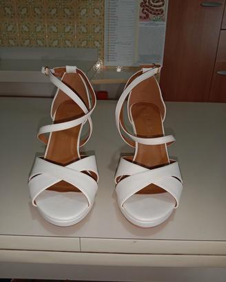 Scarpa.