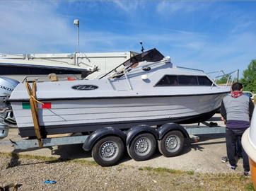 Barca a motore gobbi