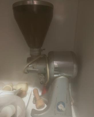 Macinapepe professionale
