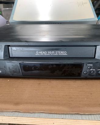 VIDEREGISTRATORE VHS