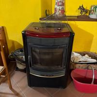 STUFA A PELLET ECOLOGICA NORDICA EXTRAFLAME