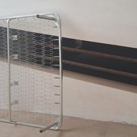 Rete letto matrimoniale metalallica a molle .