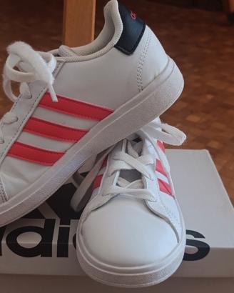 Adidas n32