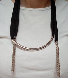 collana a sciarpetta