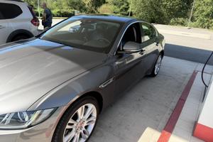 Jaguar xe 2016