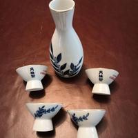 servizio Sakè 5 pezzi in porcellana