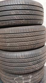 235/50R19 99V