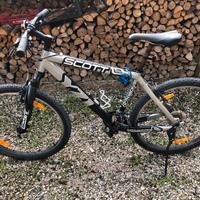 Bici MTB scott