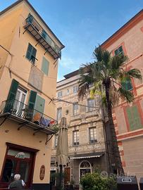 30m dalla spiaggia, centro storico Finale Ligure