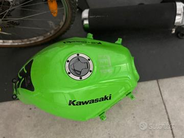 Serbatoio kawasaki ninja 250r 2015