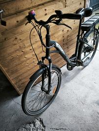 bicicletta elettrica legnano thyme 