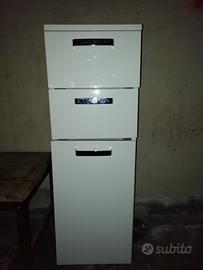 mobiletto da arredamento