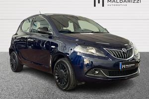 LANCIA Ypsilon 1.0 firefly hybrid Silver s&s 70cv