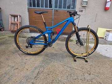 Cube stereo 120 hpc