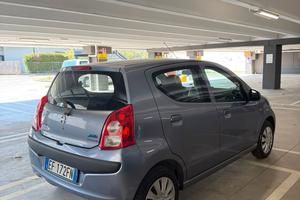 nissan pixo anno 2010 km 110.000 benzina 1.0