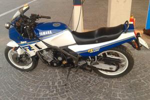 Yamaha FZ 750 anno 1986 OK ASI