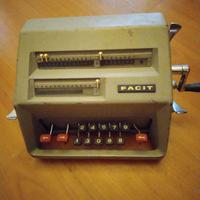 Calcolatrice meccanica Facit - Vintage