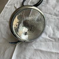 Faro anteriore bates