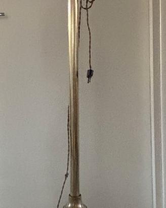 Lampada da terra piantana ottone e zampe leone