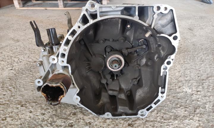 Cambio Nissan Micra K13 HR12 2011