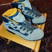 scarponi  in gore tex asolo